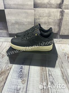 Кожаные кроссовки Nike Air Force