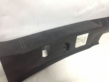 Обшивка багажника задняя нижняя Subaru Impreza G12