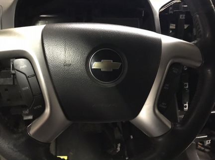 Подушка airbag безопасности в руль Chevrolet Capti