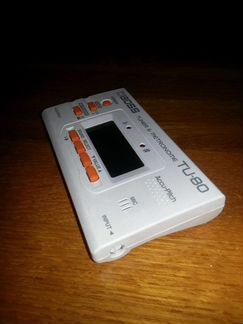 Boss TU 80 Тюнер Метроном