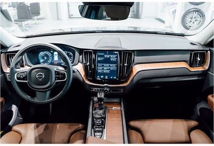 Volvo XC60 2.0 AT, 2020
