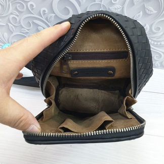 Новая мужская сумка слинг Bottega Veneta черная