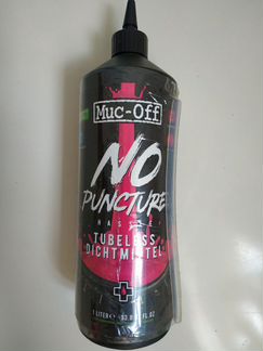 Герметик Muc-off NoPuncture Hassle Tyre Sealant 1л