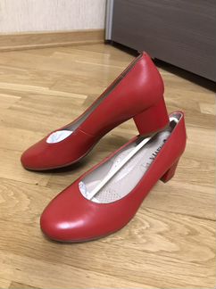 Туфли женские 39 размер новые