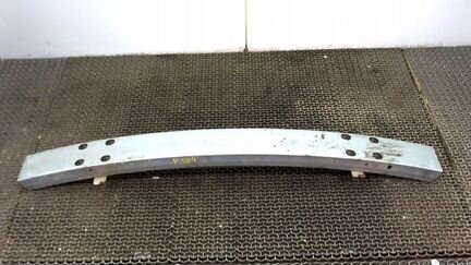 Усилитель бампера передний Chrysler 300C, 2005