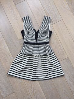 Платье Bcbg MaxAzria оригинал 40р