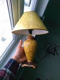Лампа настольная