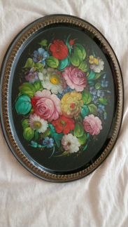 Кованные уникальные жостовские подносы