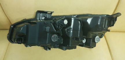 Фара правая лед Honda Civic 10