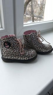 Ботинки для девочки демисезон 25р