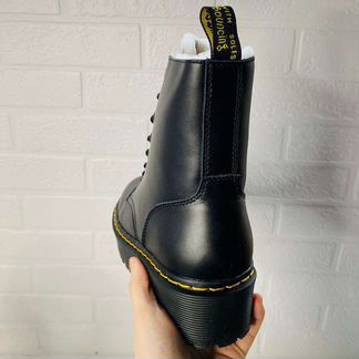 Ботинки женские Dr. Martens