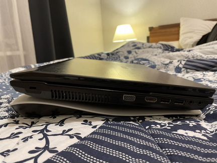 Asus Ноутбук asus p52f core i3 + 6 Gb RAM