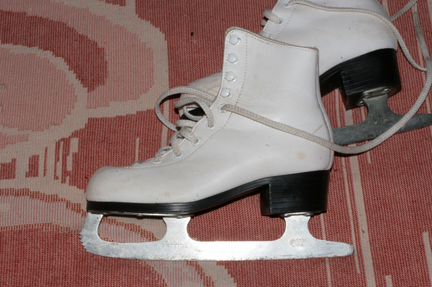 Коньки Axel детские фигурные натуральная кожа р35