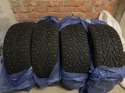 Pirelli ice zero 265 45 20