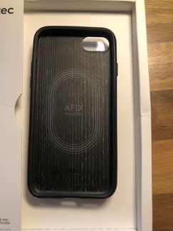 Чехол на iPhone 7