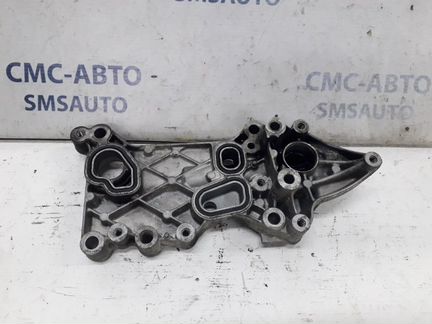 Кронштейн масляного фильтра Mercedes E-Klasse W212