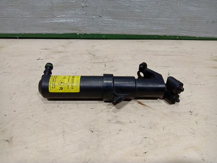 Форсунка омывателя фар правая Mercedes Benz W203