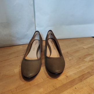 Новые туфли из натуральной кожи Clarks