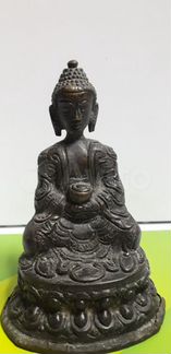 Старинный бронзовый будда