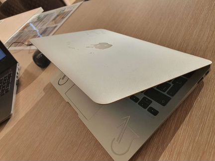 Apple MacBook Air