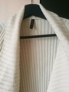 Белый уютный кардиган Stradivarius