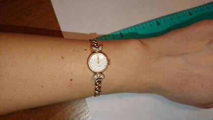 Ювелирные золотые часы с золотым ремешком