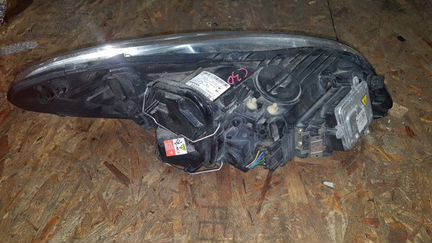 Фара ксенон левая Volvo C30 B4204S3 2011
