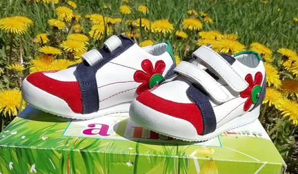 Кроссовки новые кожаные Турция размер 22